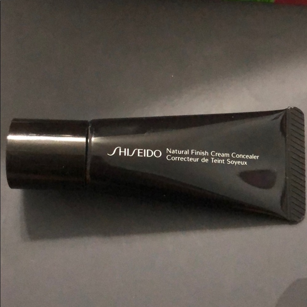 SHISEIDO Natural Finish Cream Concealer